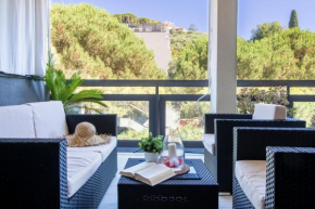 Pine Terrace Apartment